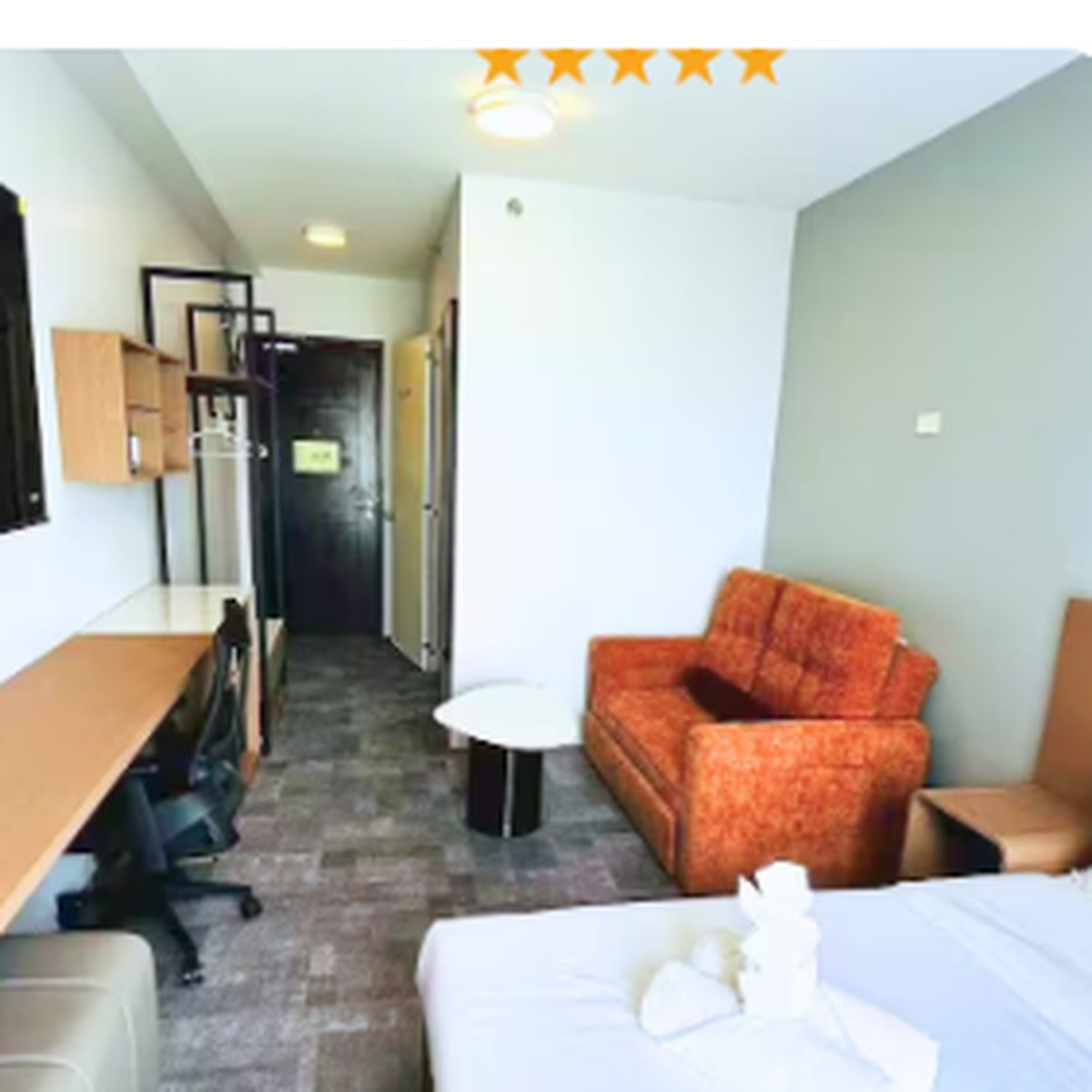 Unit 3311 — Superhost Pool Stay