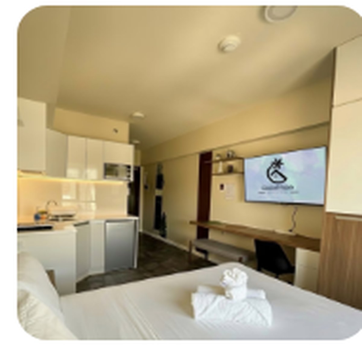 Unit 810 — Pool View Room
