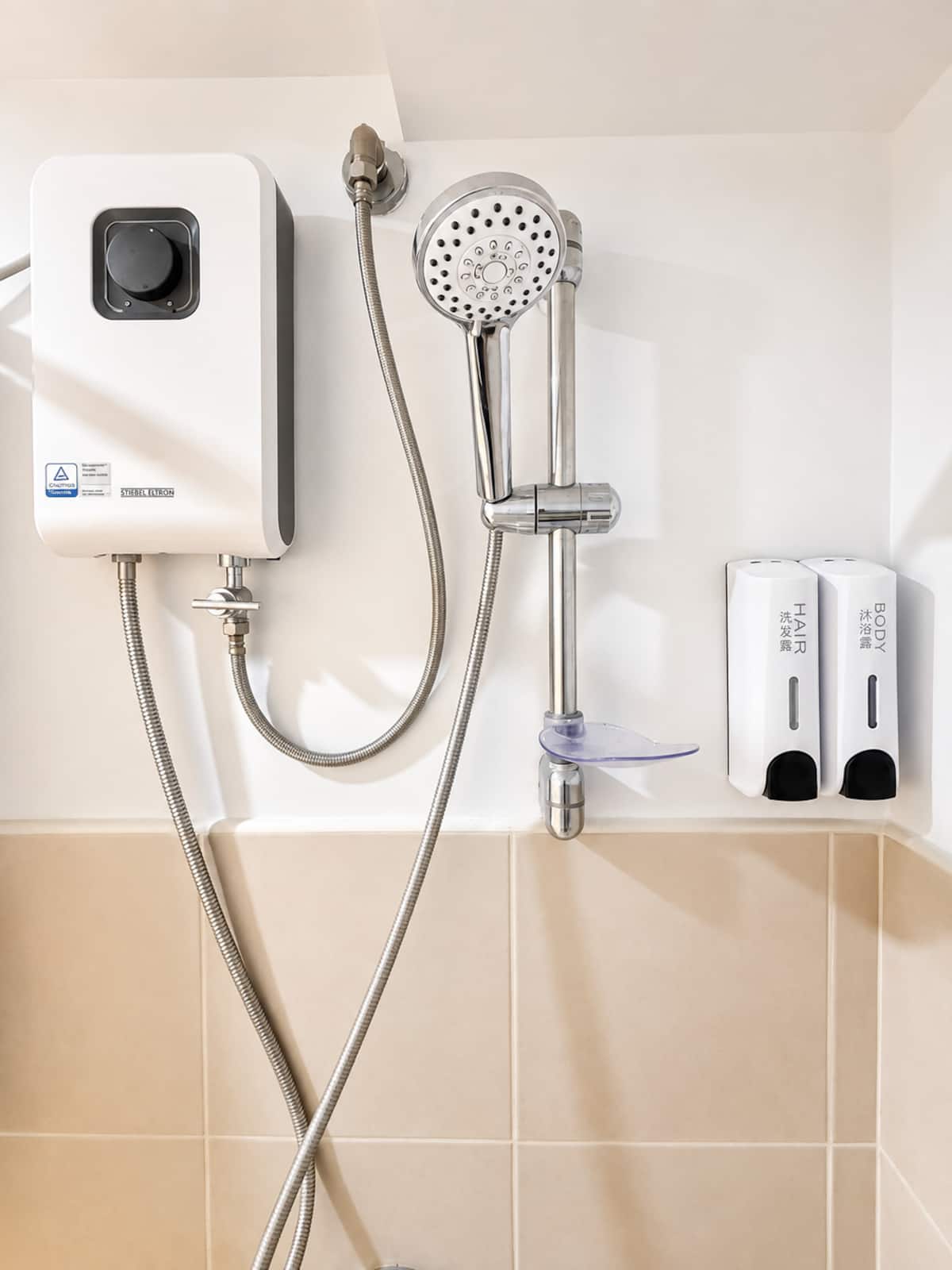 Unit 1822 — Pool Access Studio photo 4